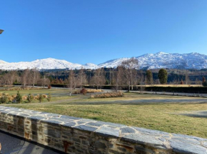 Maunga View